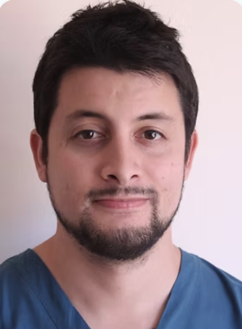 Dr. Javier Farías – Especialista en Endodoncia